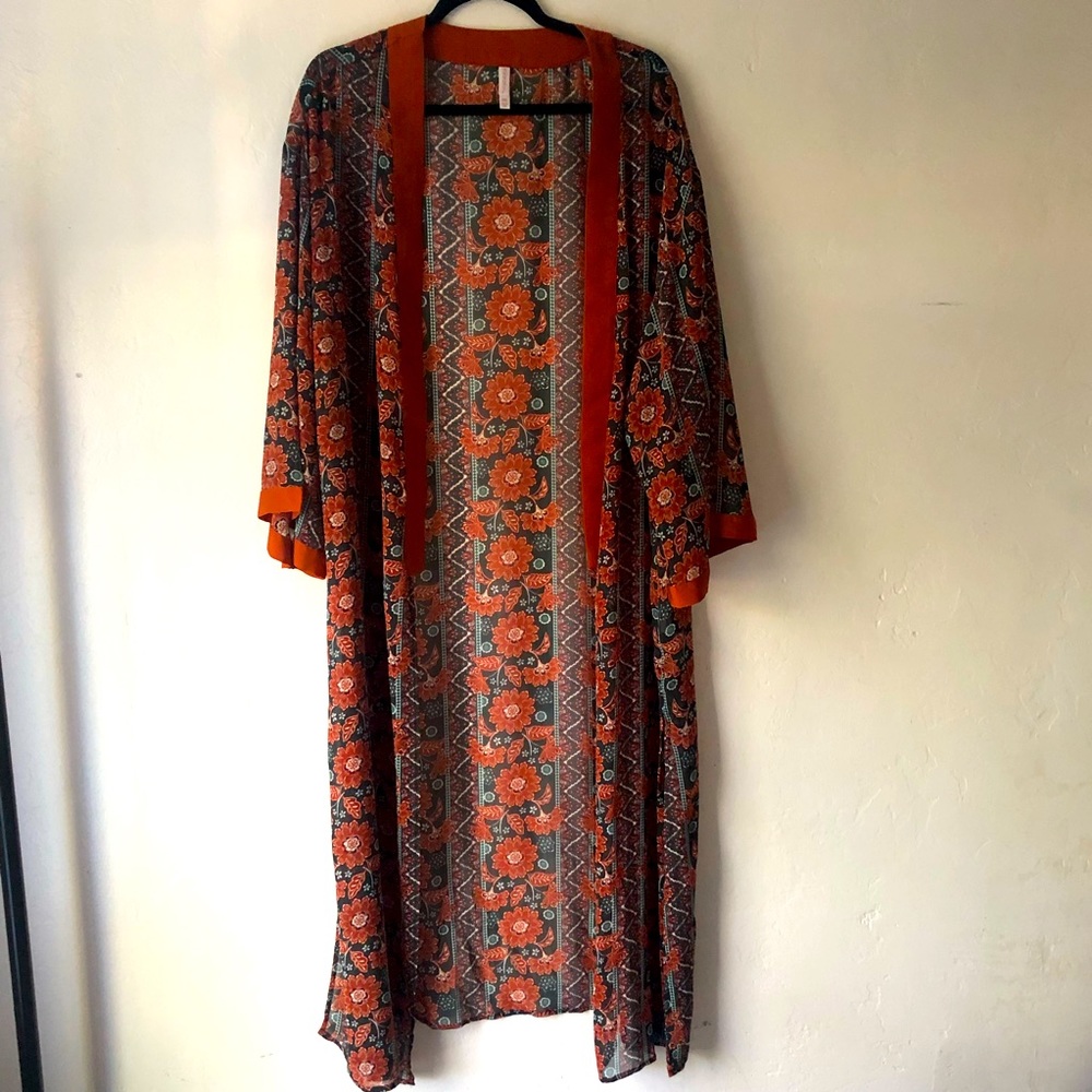 Xhilaration Floral cardigan duster